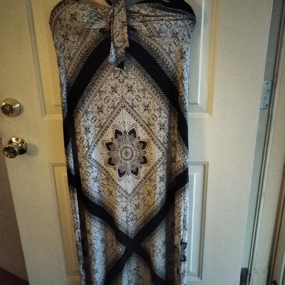 Saint Tropez West Halter Maxi Dress